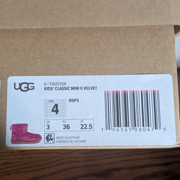 UGG classic mini NEW - Picture 6 of 9